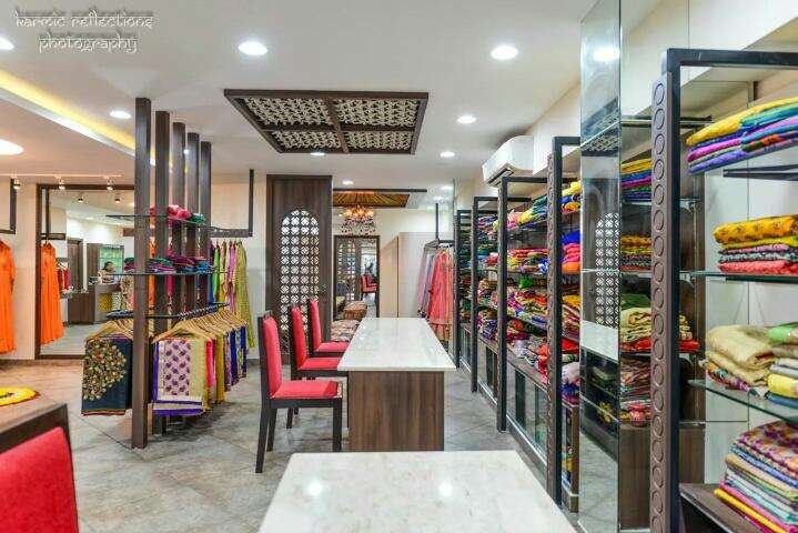 Monza's Fashion Studio